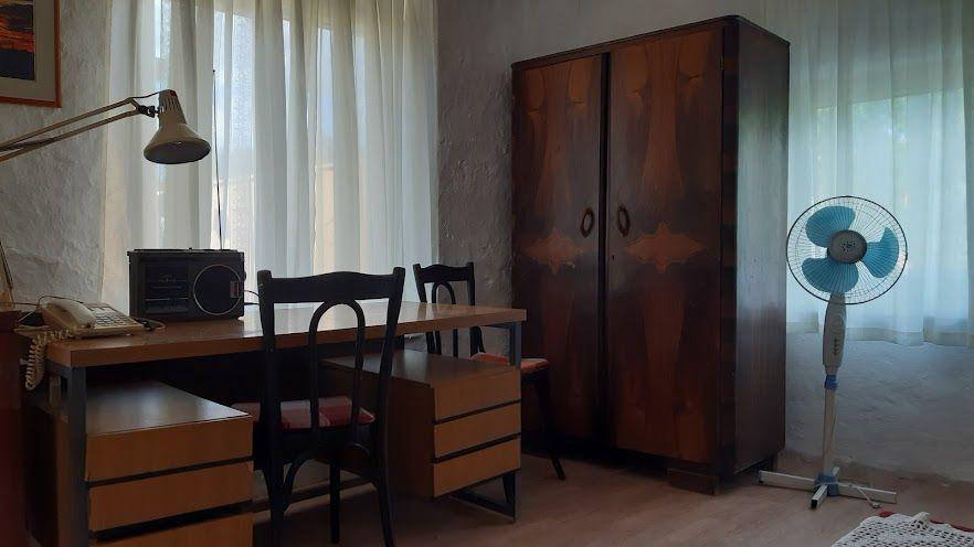 Будинок, 1346 м², 34 796$ — FAKTOR